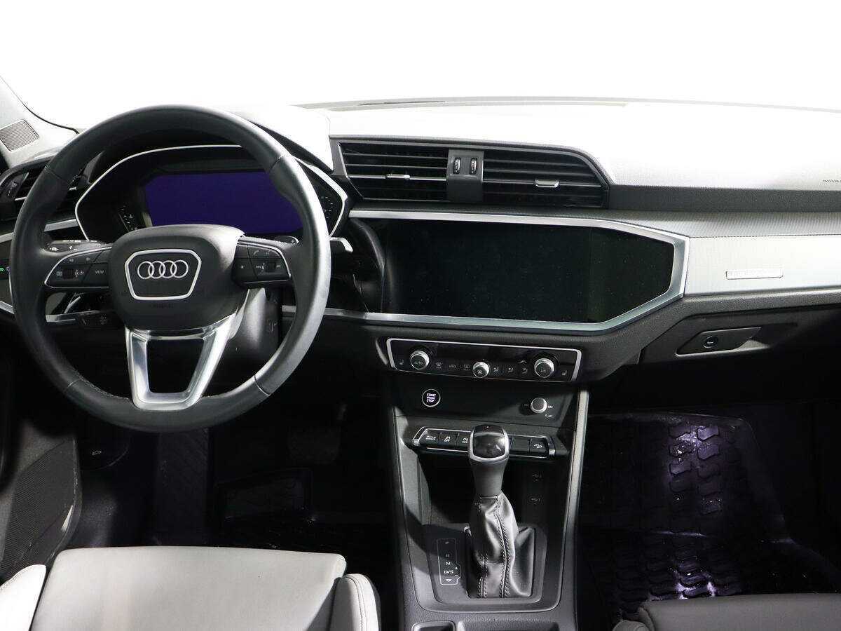 Audi Q3 45 TFSI, 2021 Фото №11