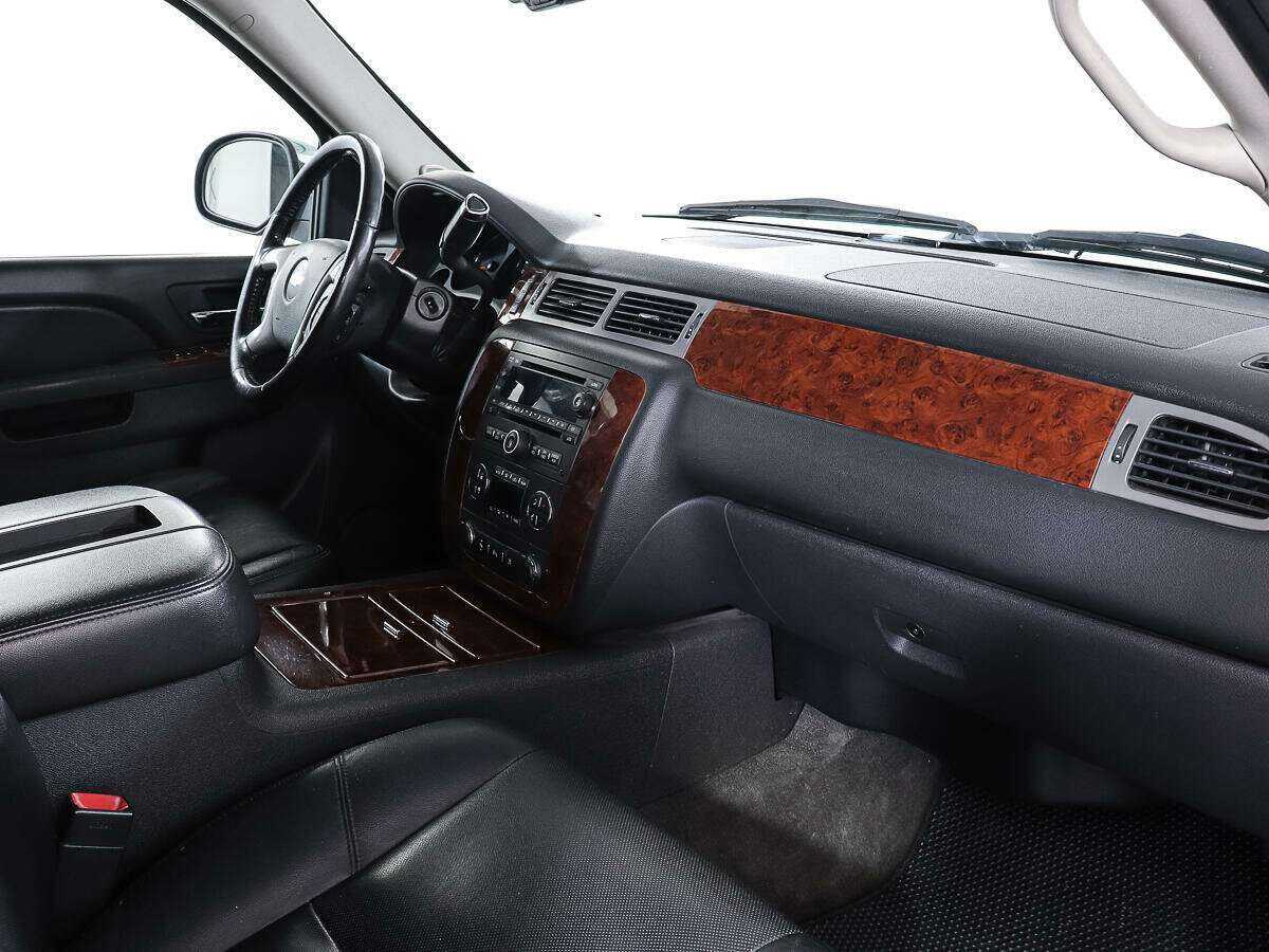 Chevrolet Tahoe 6AT, 2011 Фото №8