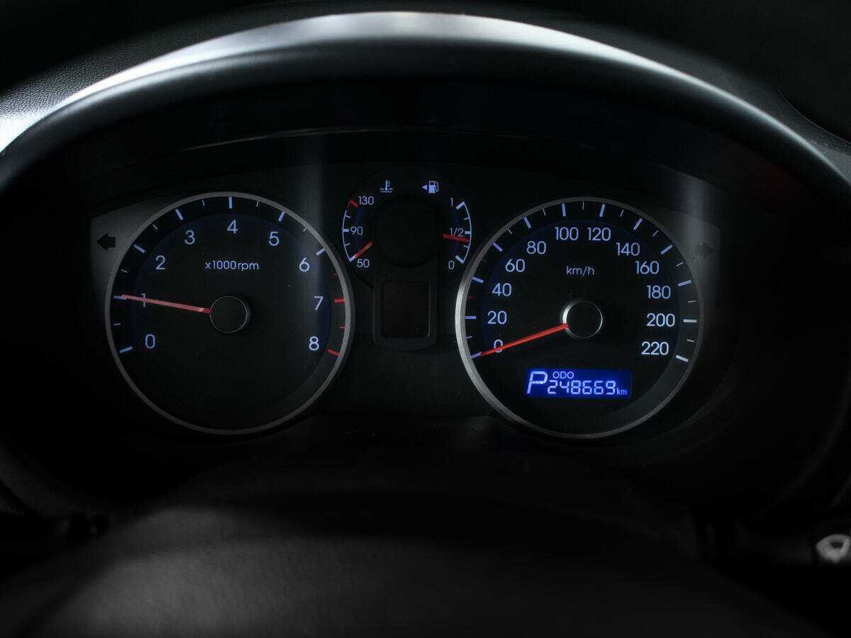 Hyundai i20, 2010 Фото №11