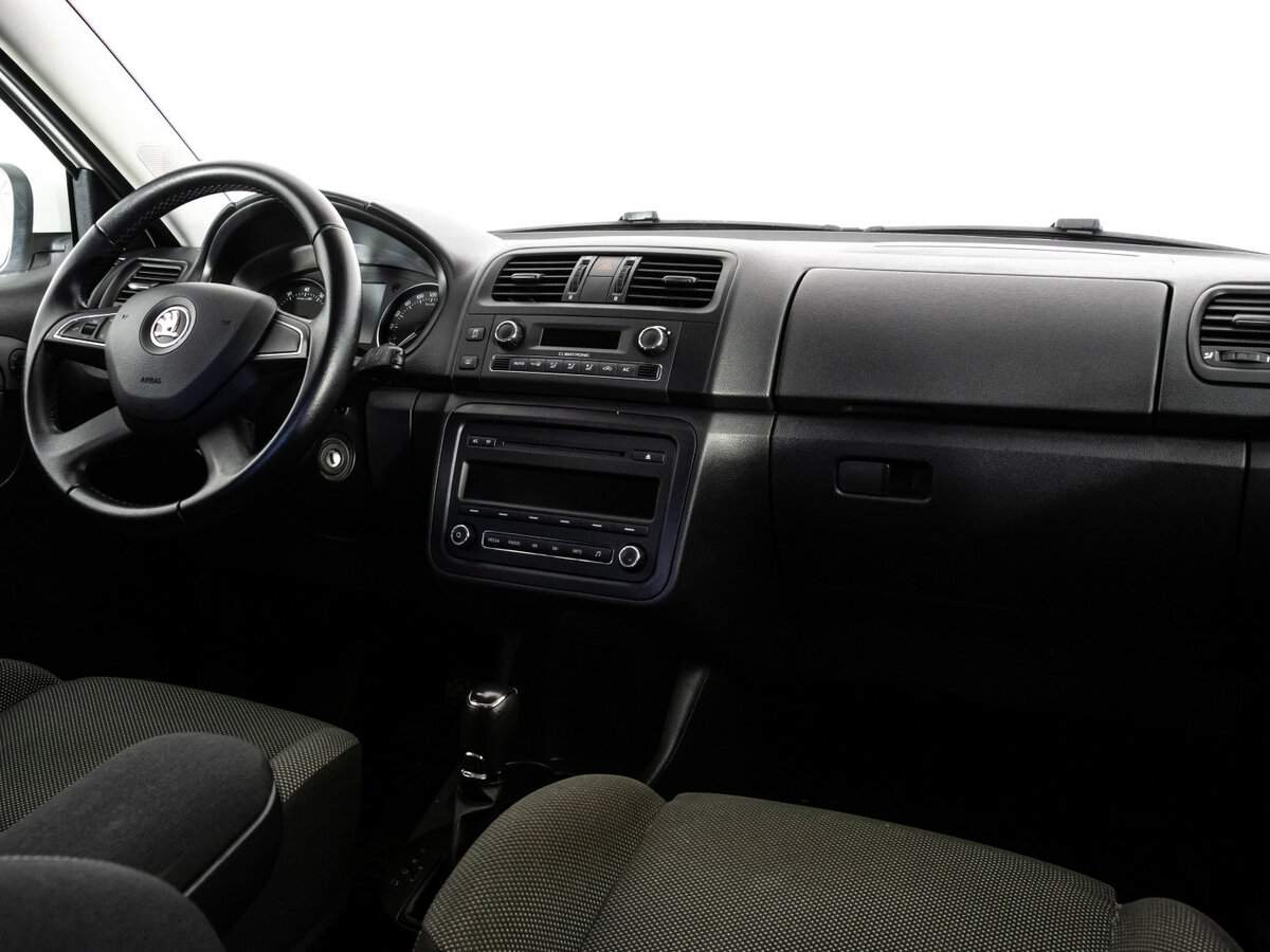 Skoda Fabia, 2013 Фото №7