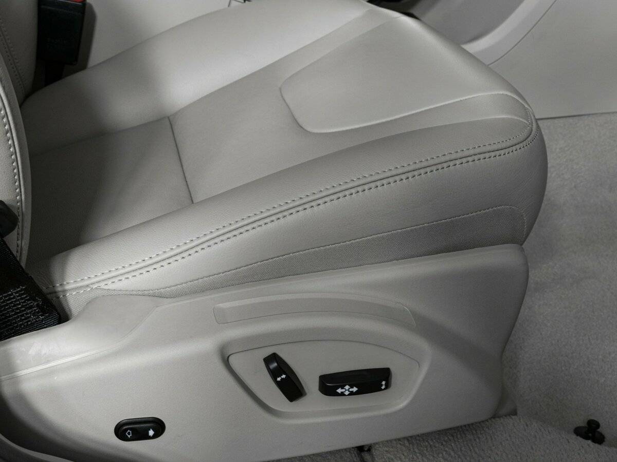 Volvo XC60, 2016 Фото №15