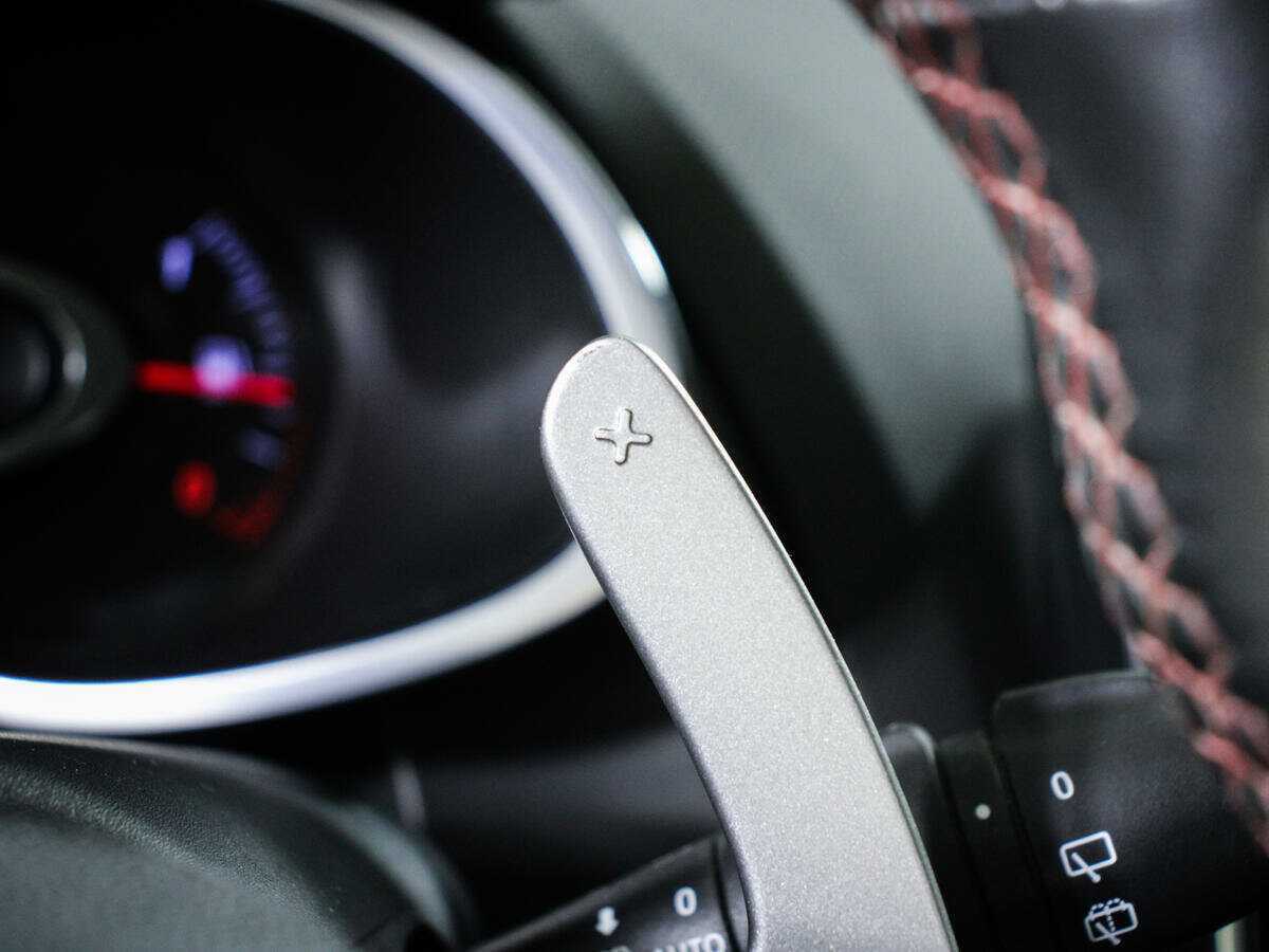 Renault Clio RS, 2015 Фото №19