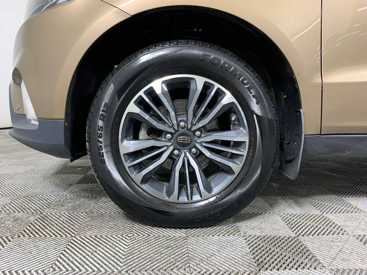 Geely Emgrand X7, 2020 Фото №8