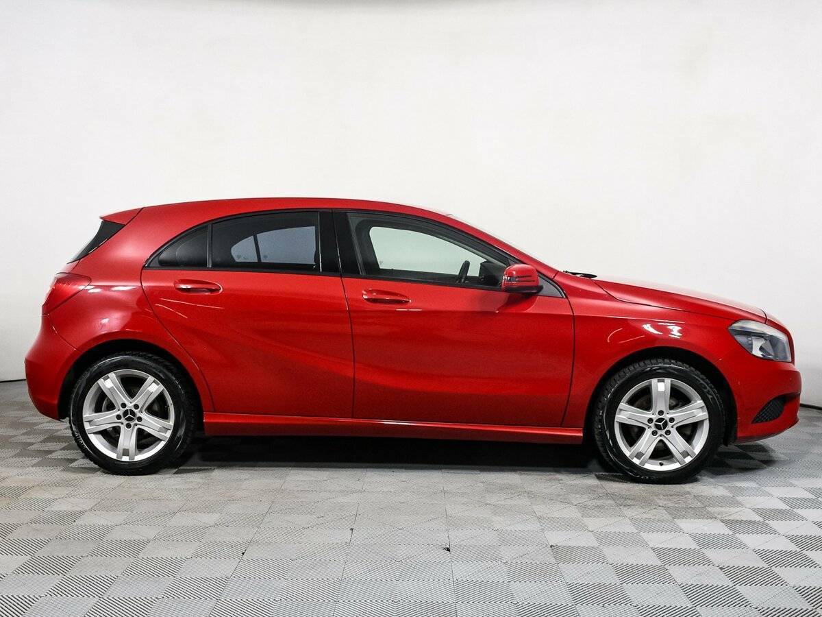 Mercedes-Benz A-Класс 180, 2013 Фото №4