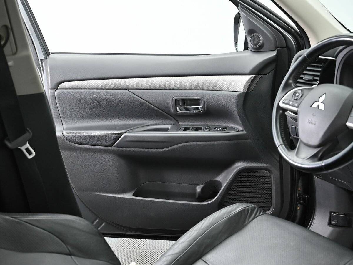Mitsubishi Outlander, 2014 Фото №7