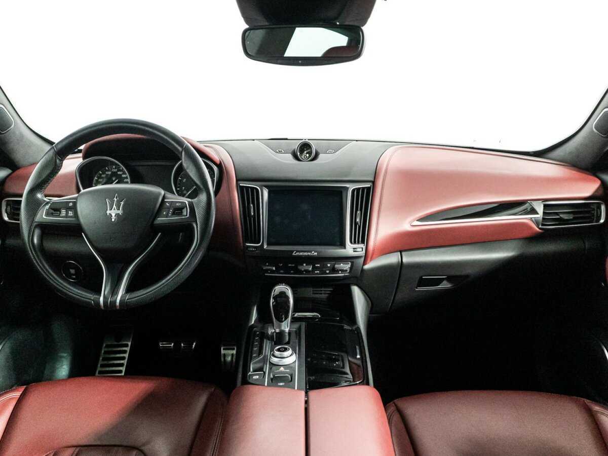 Maserati Levante S, 2017 Фото №13