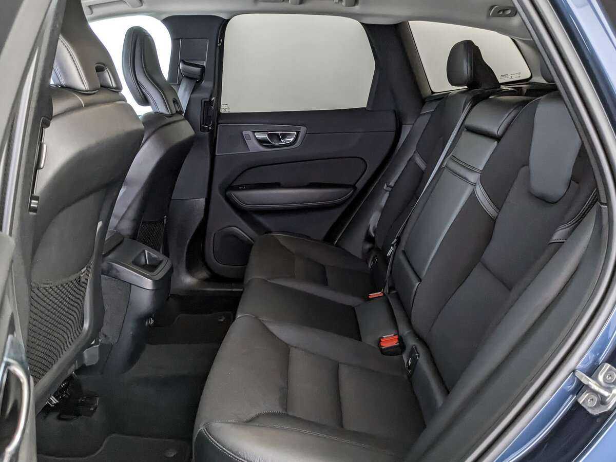 Volvo XC60, 2019 Фото №14