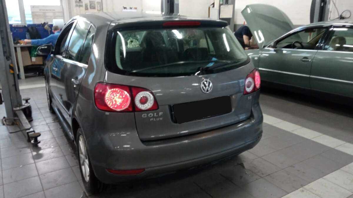Volkswagen Golf Plus, 2011 Фото №3