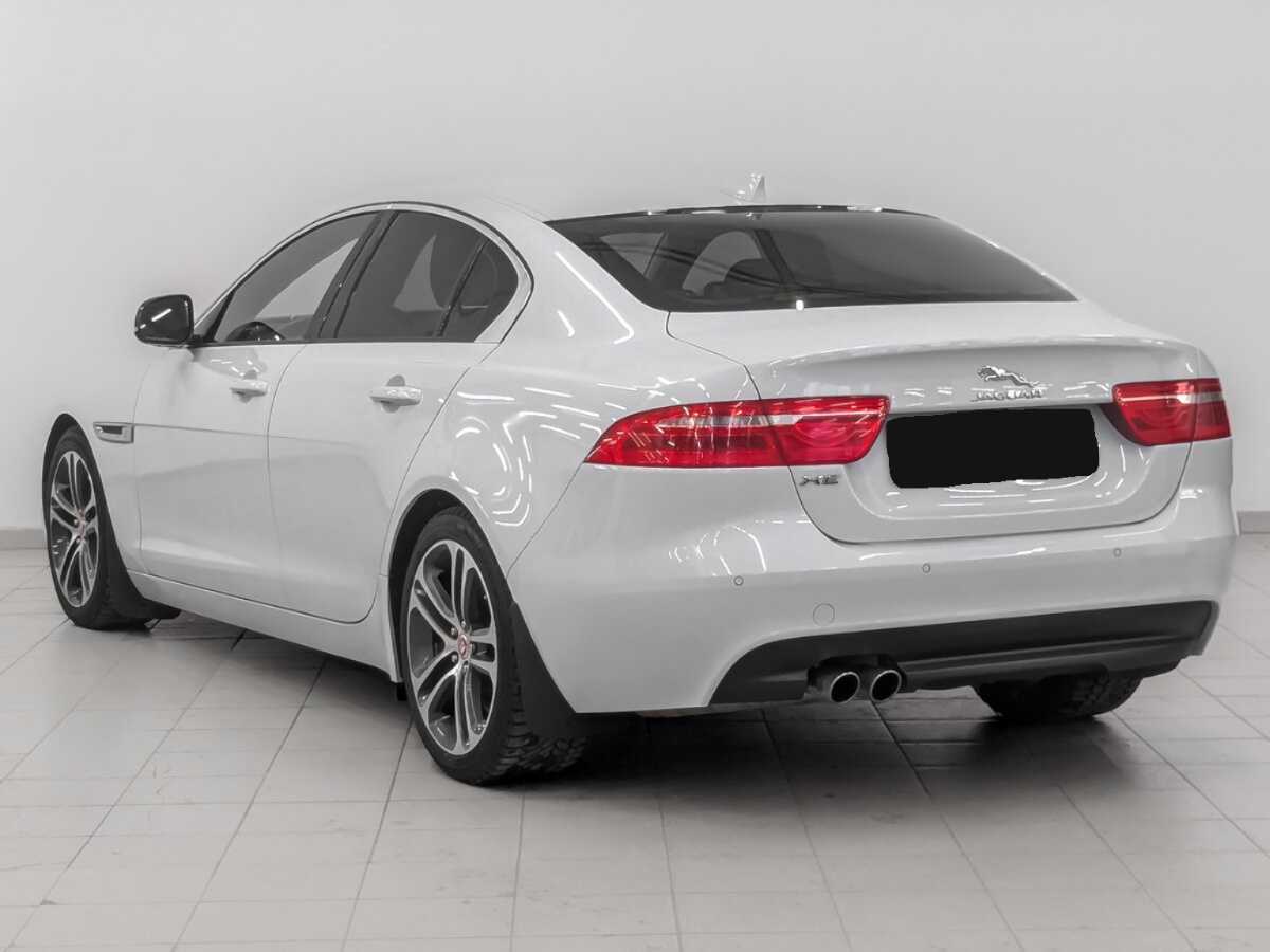 Jaguar XE, 2017 Фото №7