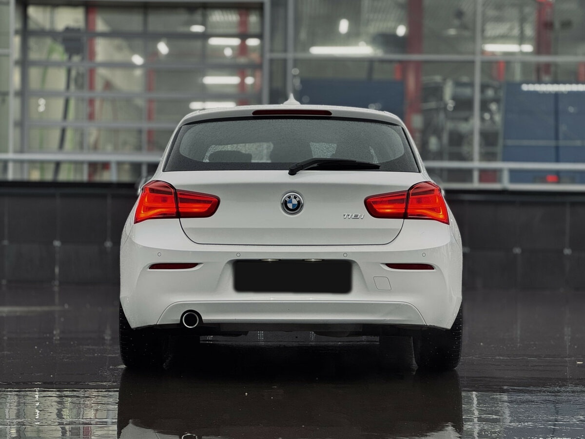 BMW 1 серии 118i II (F20/F21) Рестайлинг 2, 2018 Фото №6