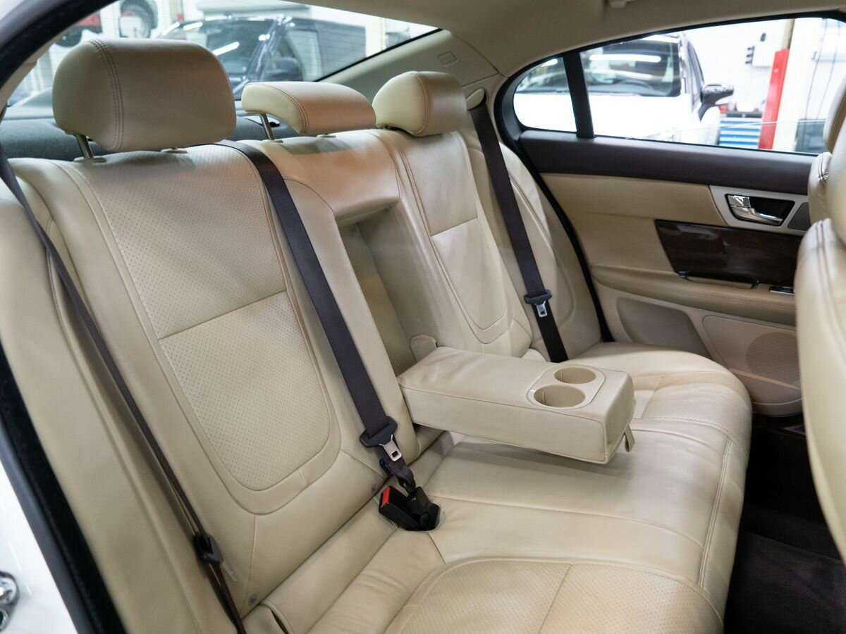 Jaguar XF, 2011 Фото №8