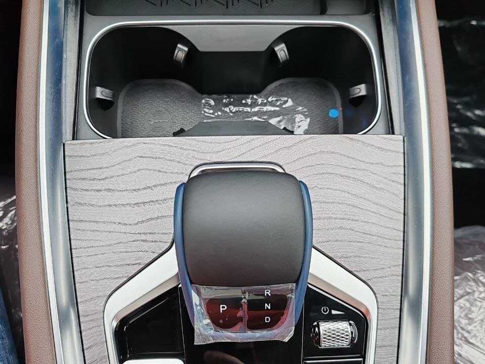 Chery Tiggo 8 Pro Plug-in Hybrid, 2023 Фото №27