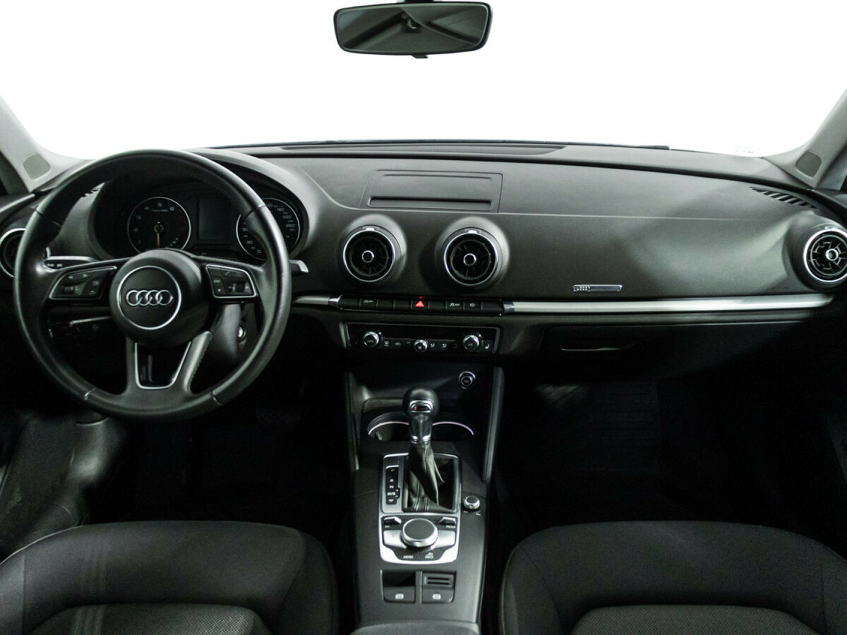Audi A3 III (8V) Рестайлинг, 2019 Фото №13