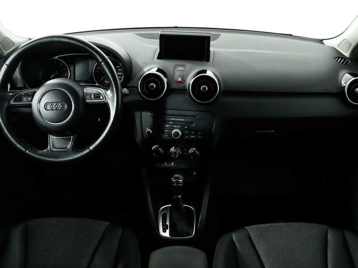 Audi A1 Sportback, 2014 Фото №12