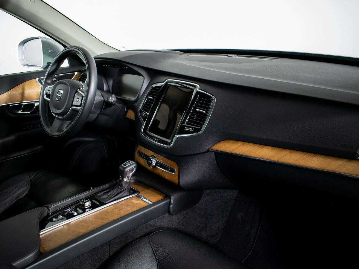 Volvo XC90, 2021 Фото №7