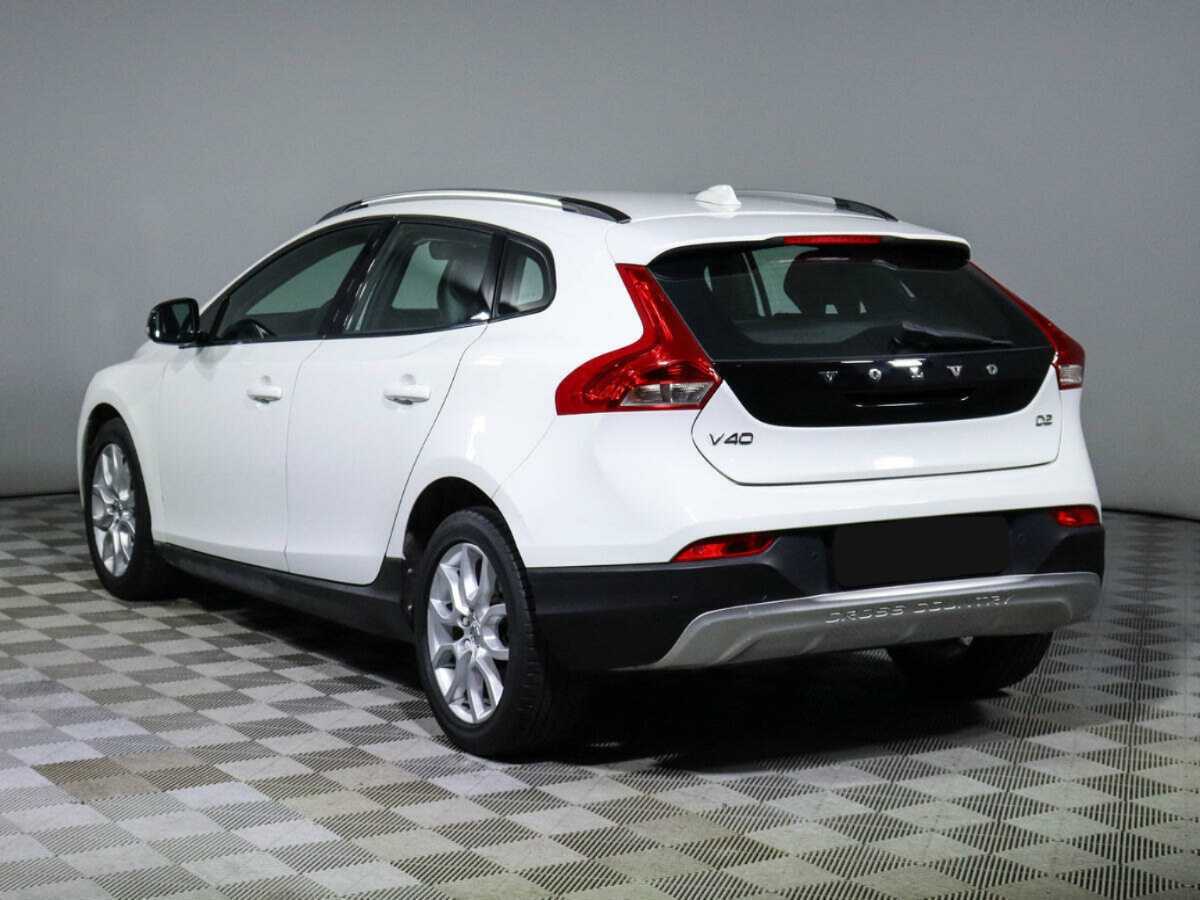 Volvo V40 Cross Country, 2016 Фото №6