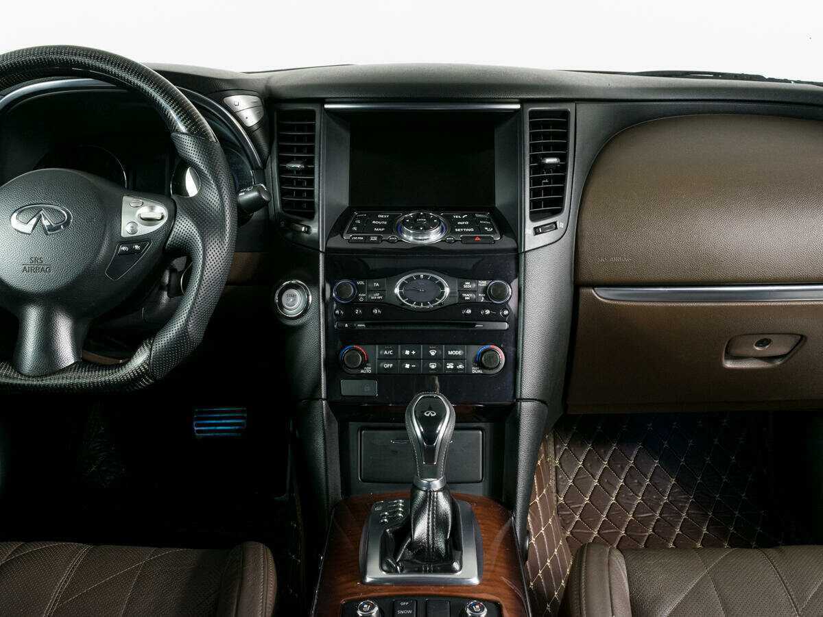 Infiniti FX37, 2010 Фото №10