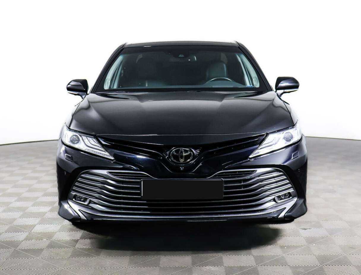 Toyota Camry, 2019 Фото №2