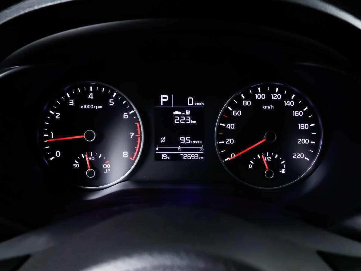 Kia Rio X-Line, 2018 Фото №10