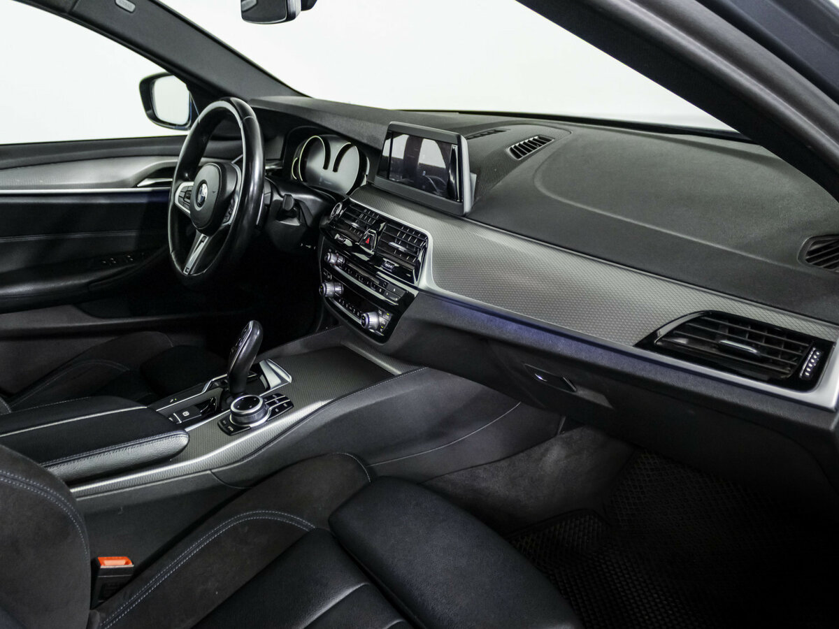 BMW 5 серии 520d xDrive VII (G30/G31/G38), 2019 Фото №7