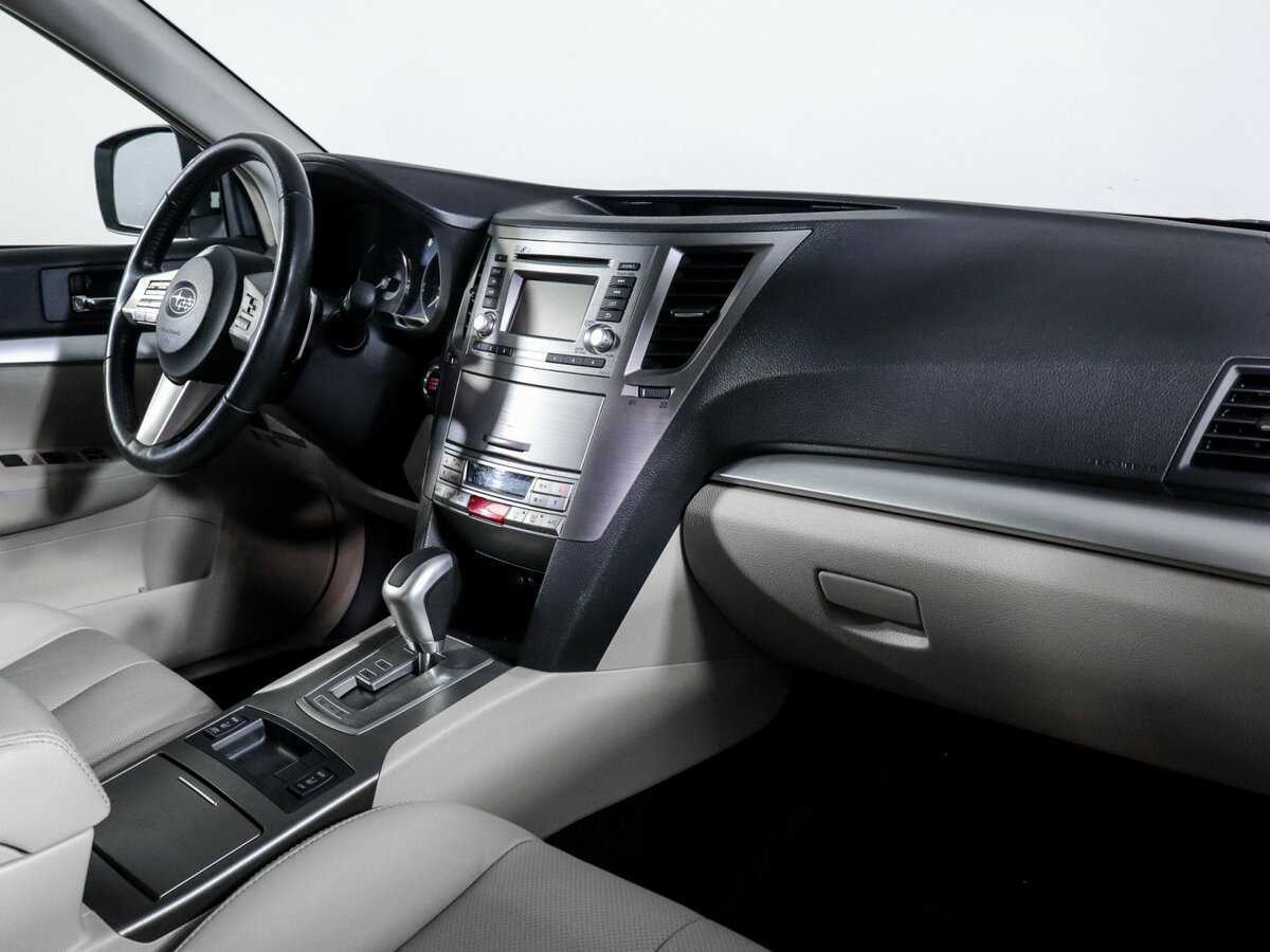 Subaru Outback, 2011 Фото №6