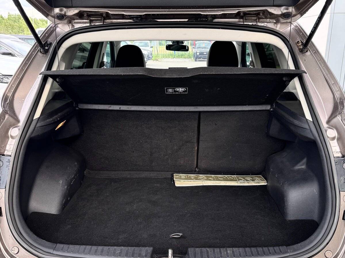 FAW Besturn X40, 2019 Фото №7