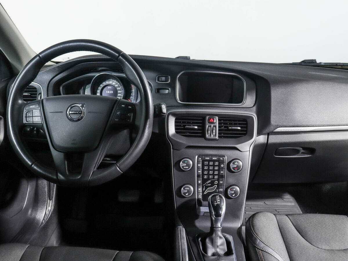 Volvo V40 Cross Country, 2019 Фото №9