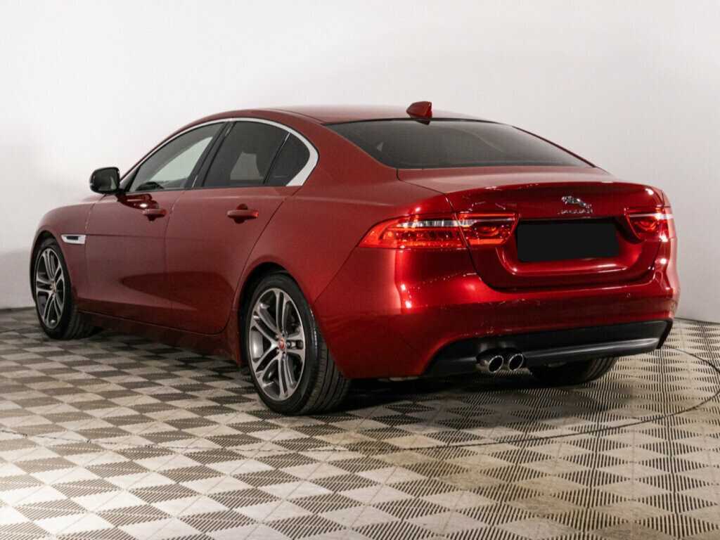 Jaguar XE, 2017 Фото №7