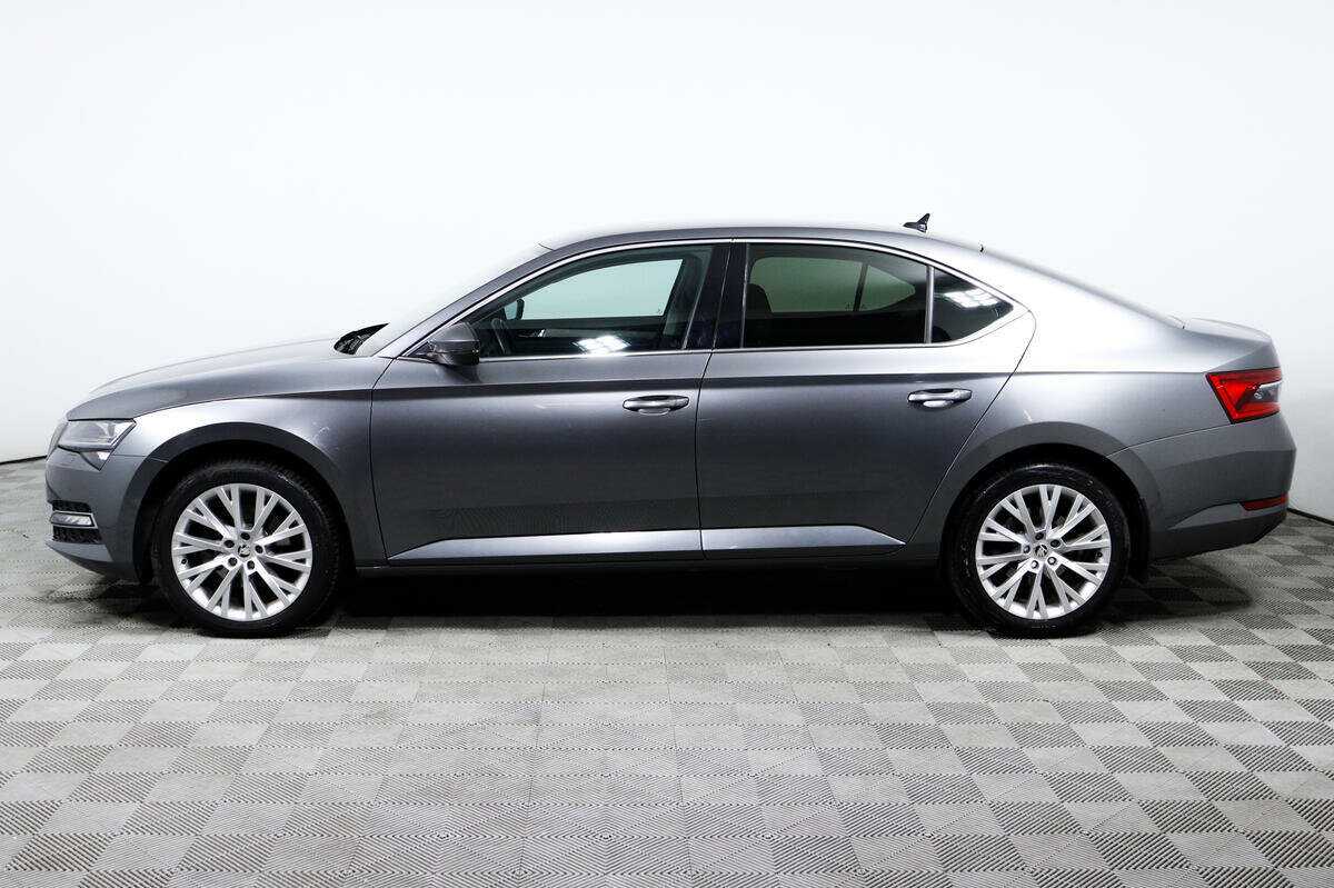 Skoda Superb, 2021 Фото №8