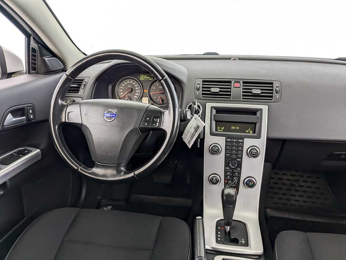 Volvo C30, 2011 Фото №21
