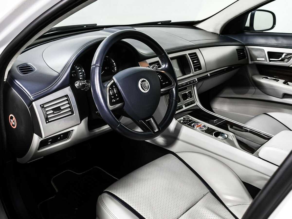 Jaguar XF, 2012 Фото №12