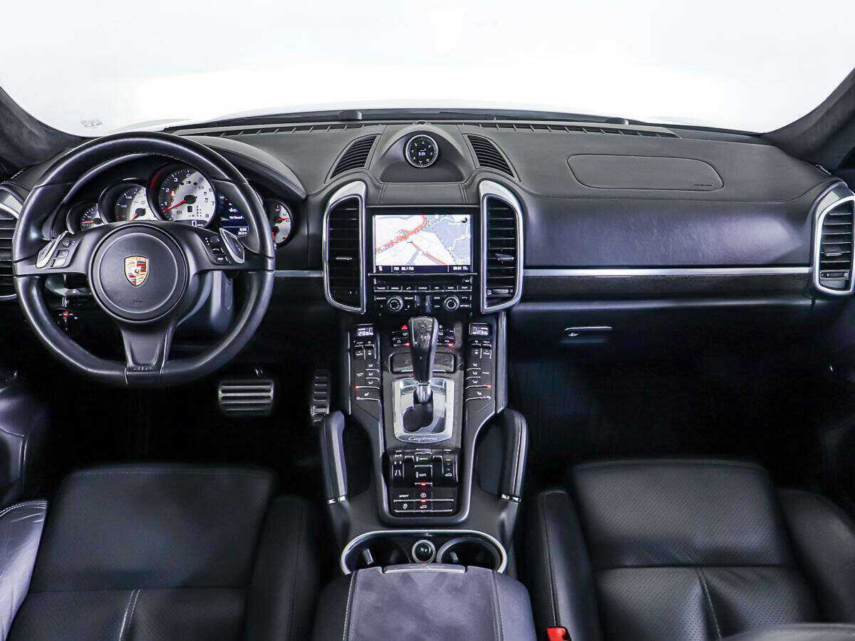 Porsche Cayenne GTS, 2012 Фото №12