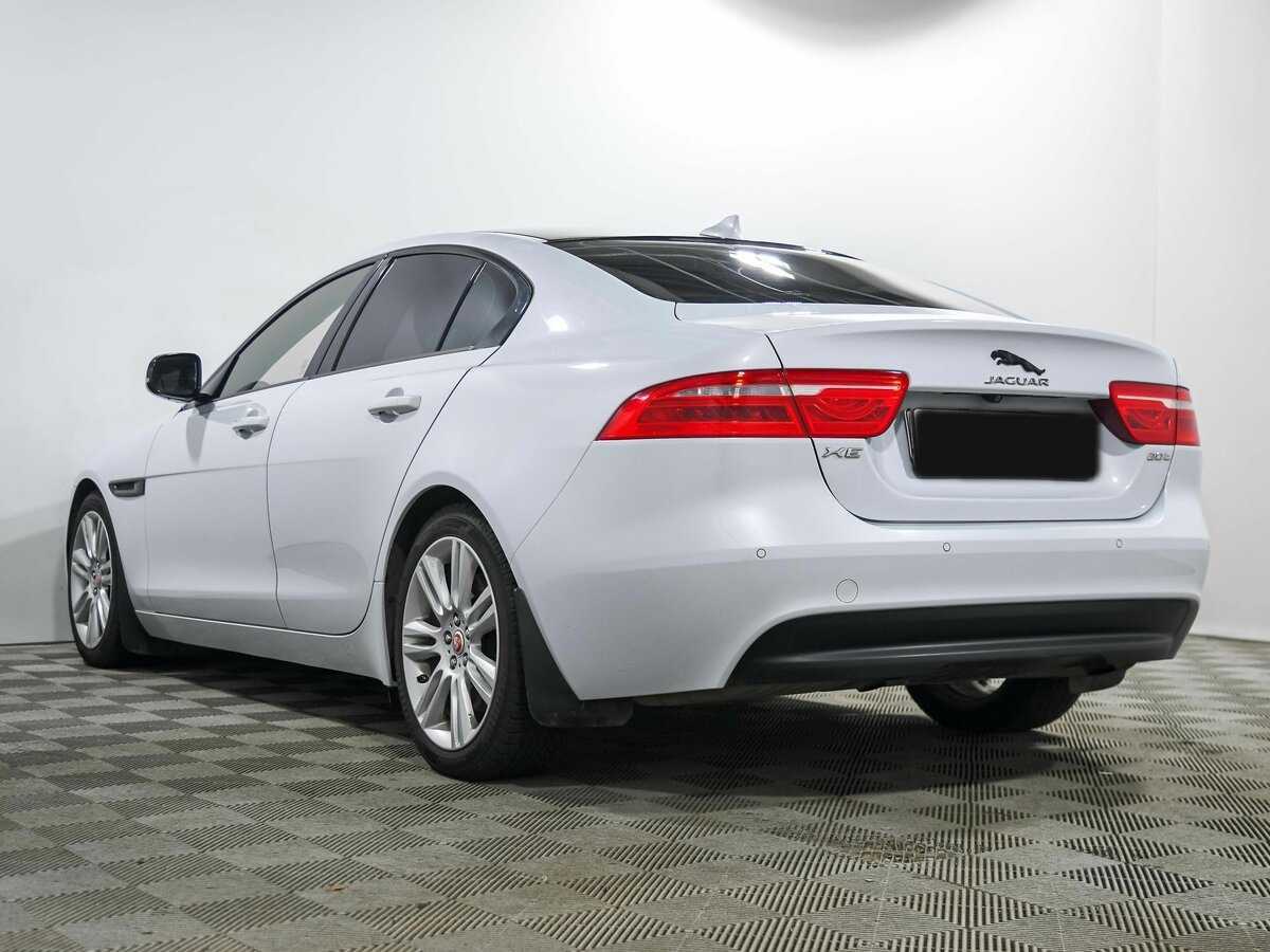 Jaguar XE, 2015 Фото №6