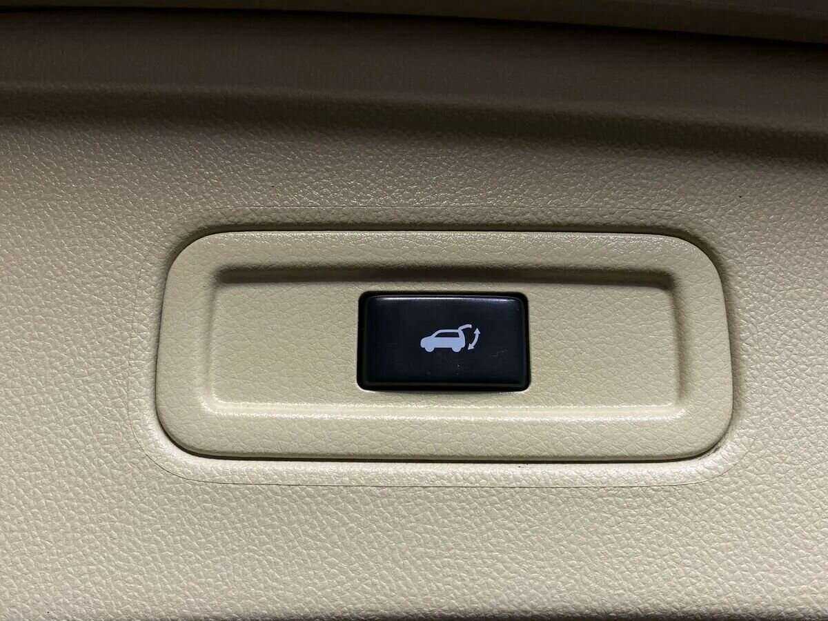 Infiniti FX37, 2011 Фото №7