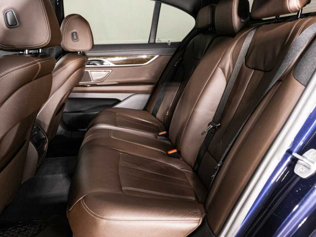 BMW 7 серии 730i, 2016 Фото №8