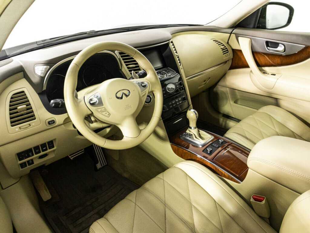 Infiniti FX37, 2012 Фото №11