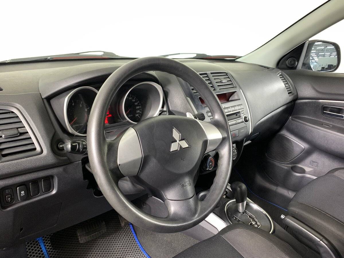 Mitsubishi ASX, 2011 Фото №11