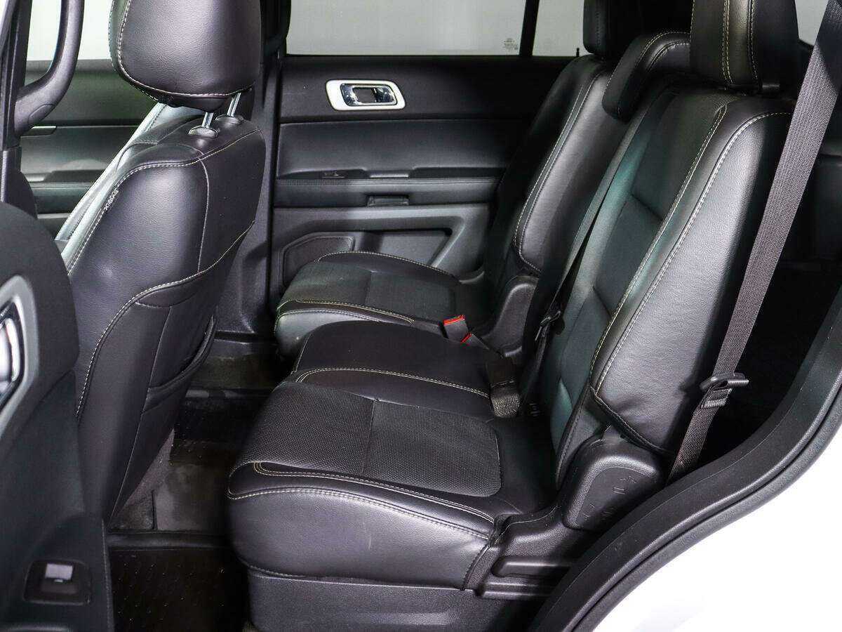 Ford Explorer Sport, 2014 Фото №10