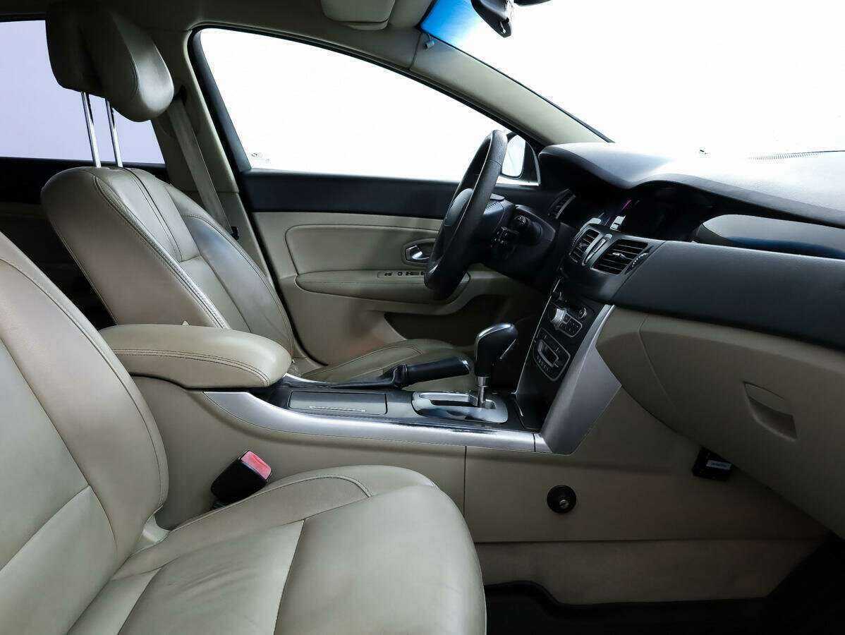 Renault Latitude, 2011 Фото №8