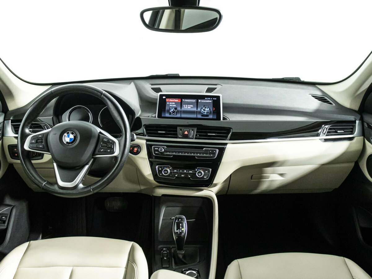 BMW X1 18i sDrive II (F48) Рестайлинг, 2020 Фото №13