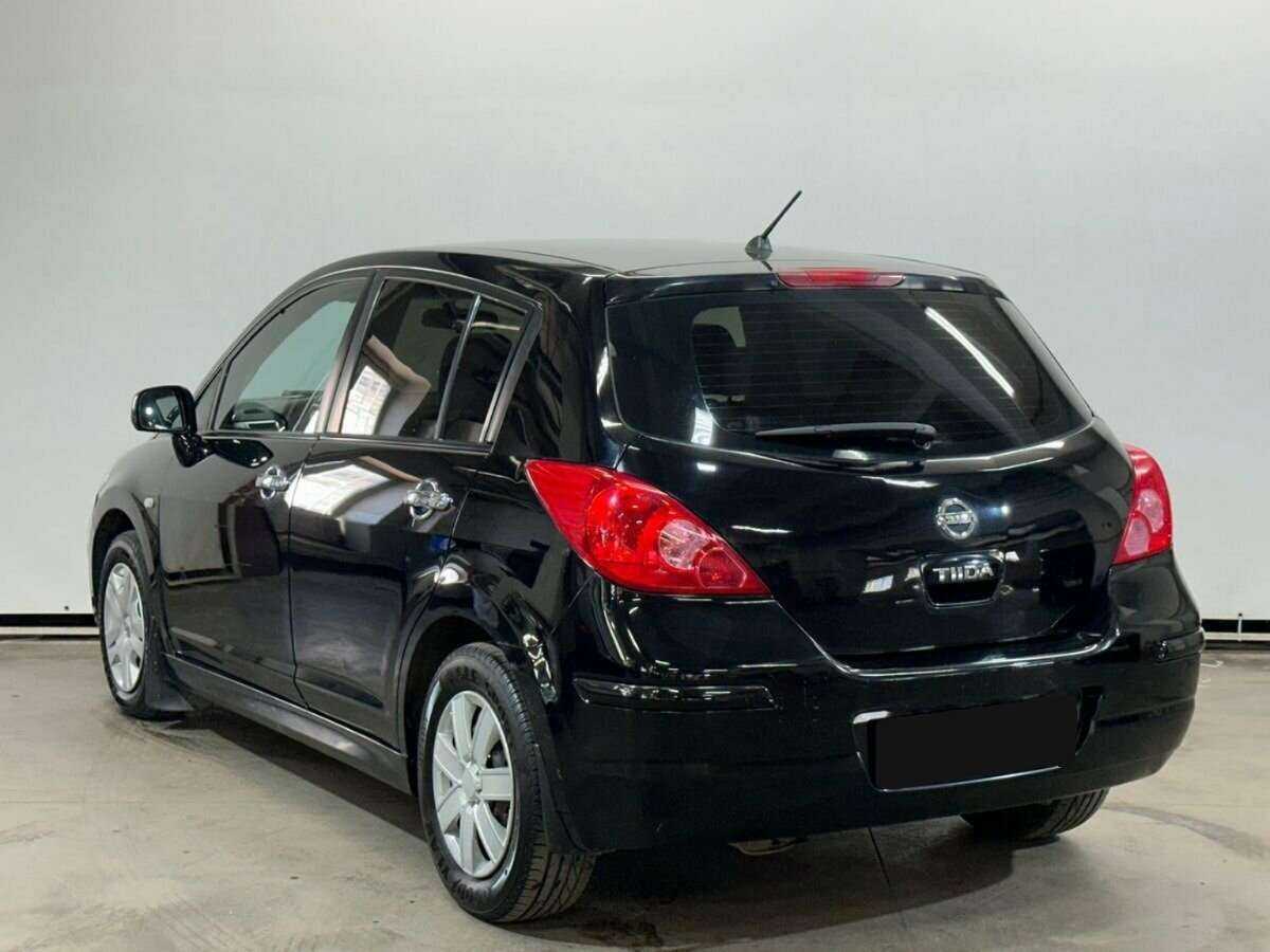 Nissan Tiida, 2010 Фото №7
