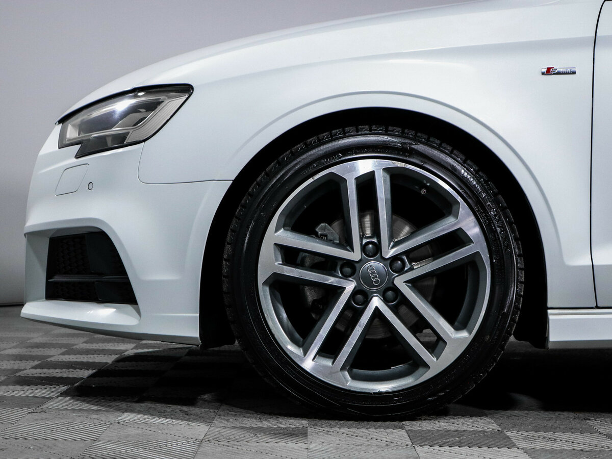 Audi A3 III (8V) Рестайлинг, 2018 Фото №13