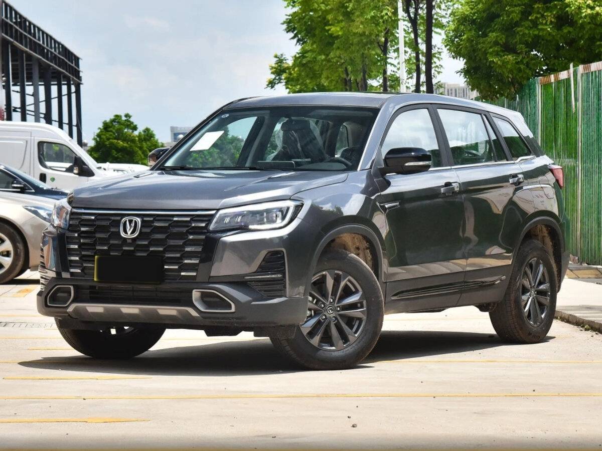 Changan CS75, 2025 Фото №1