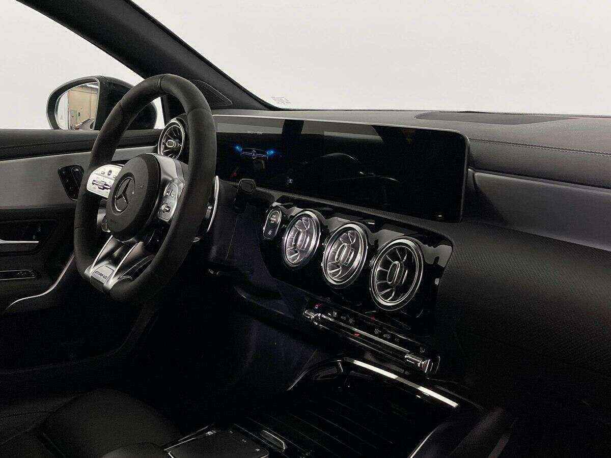 Mercedes-Benz A-Класс AMG 35 AMG, 2019 Фото №7