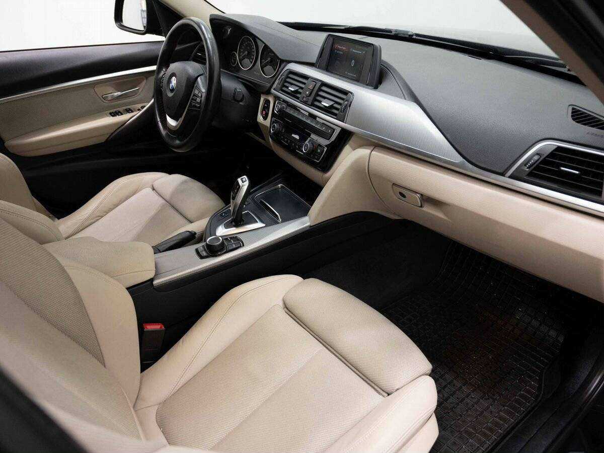 BMW 3 серии 320d xDrive, 2018 Фото №11