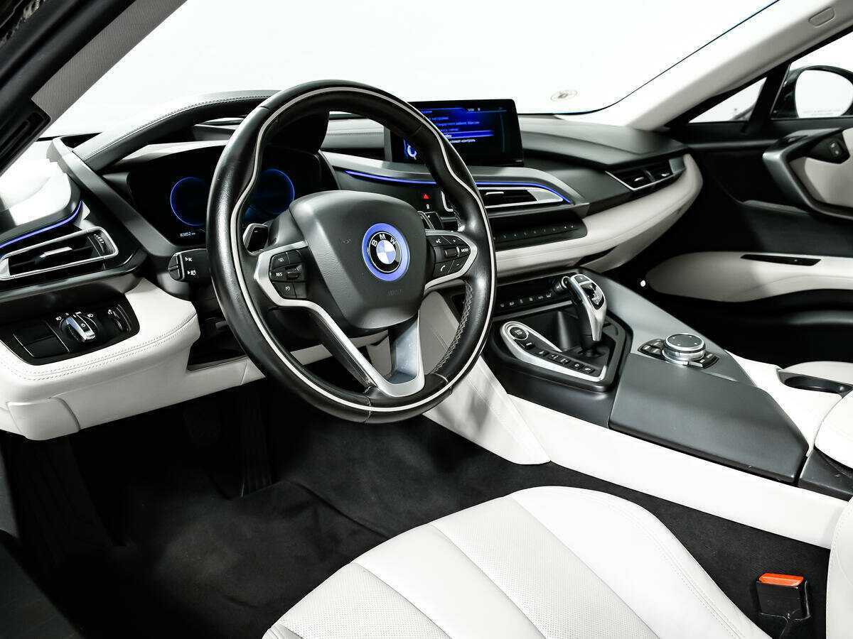 BMW i8, 2016 Фото №13