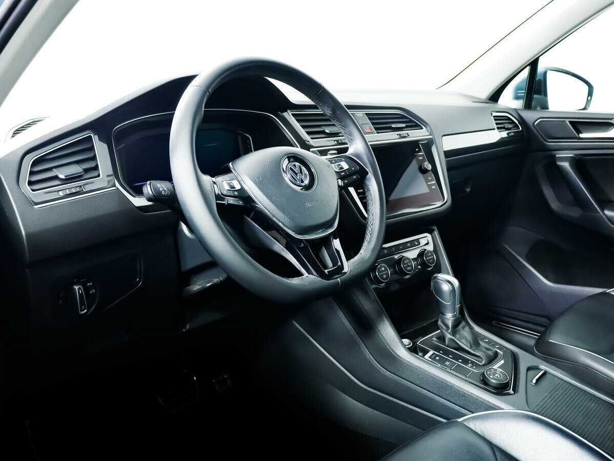 Volkswagen Tiguan, 2019 Фото №12