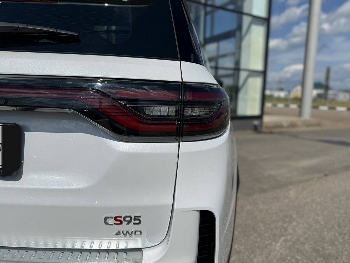 Changan CS95, 2023 Фото №7