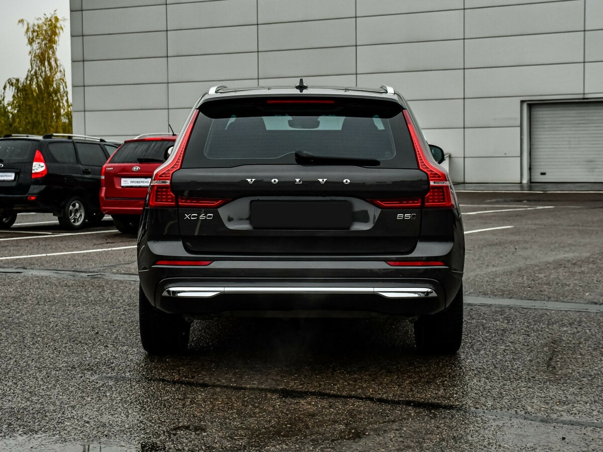 Volvo XC60 II Рестайлинг, 2021 Фото №6
