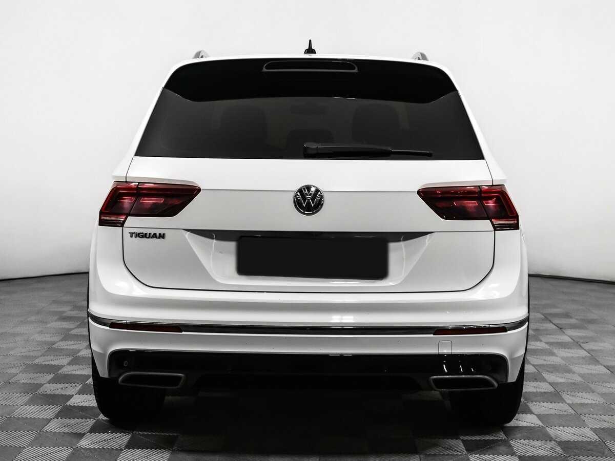 Volkswagen Tiguan, 2018 Фото №6